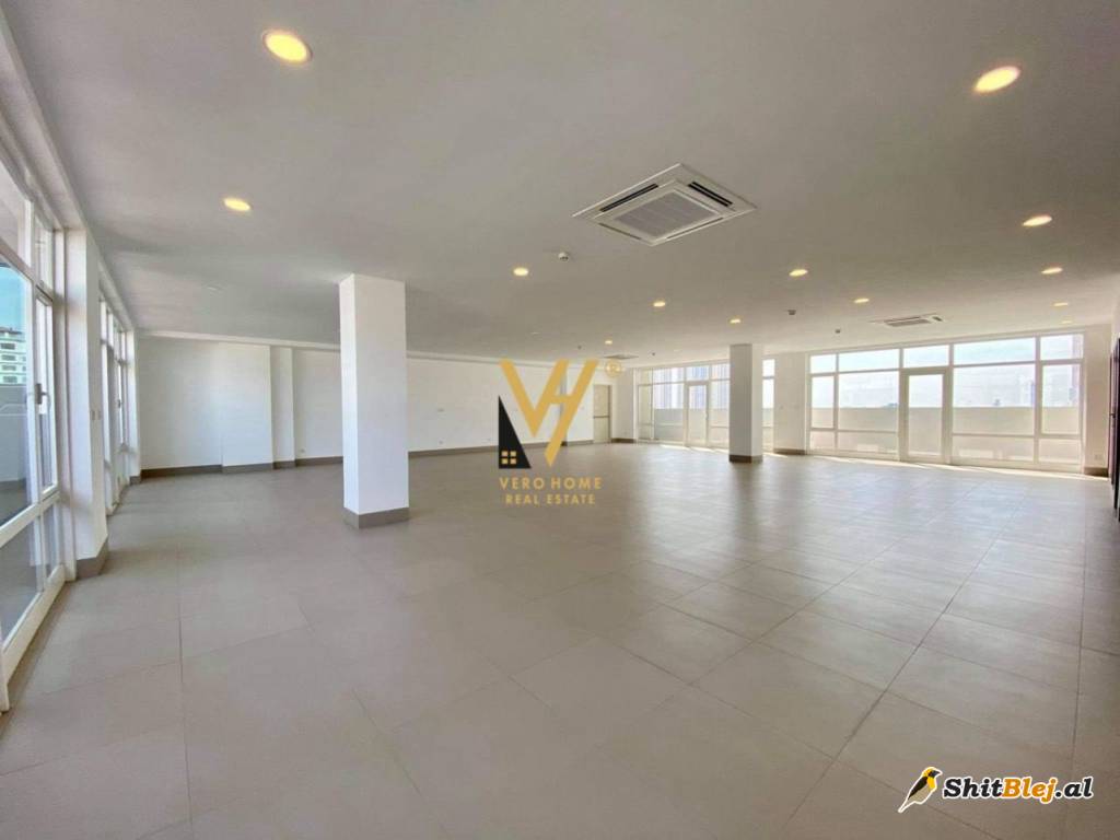 ZYRE 113M2 NE MYSLYM SHYR 678.000 EURO