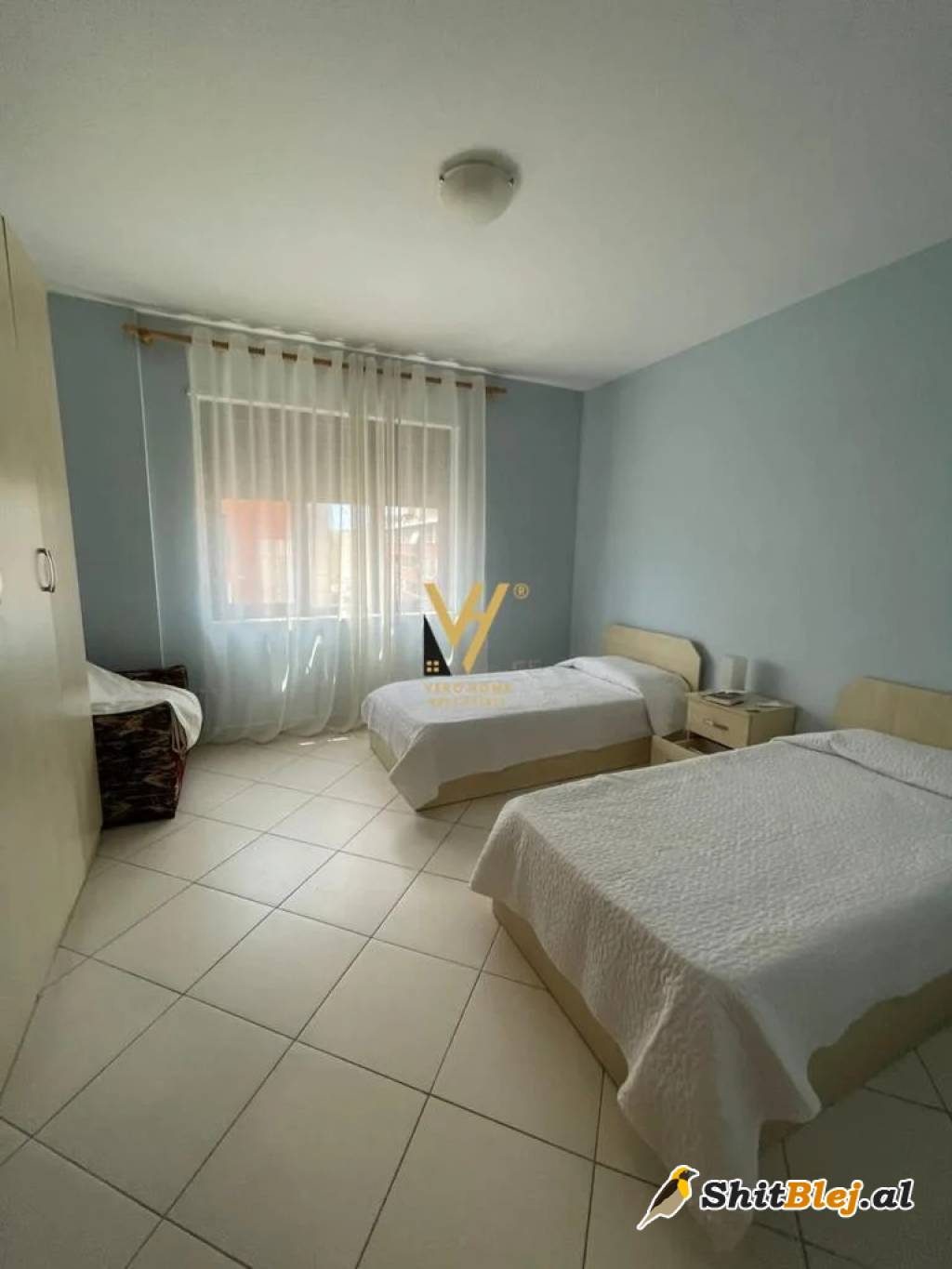 2+1+BLK TE RRUGA BARRIKADAVE 300.000 EUR