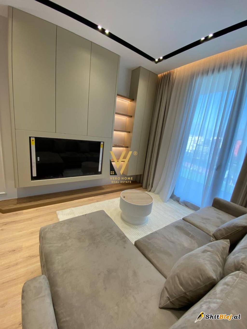 1+1+BLK TE ALTANA RESIDENT 300.000 EURO