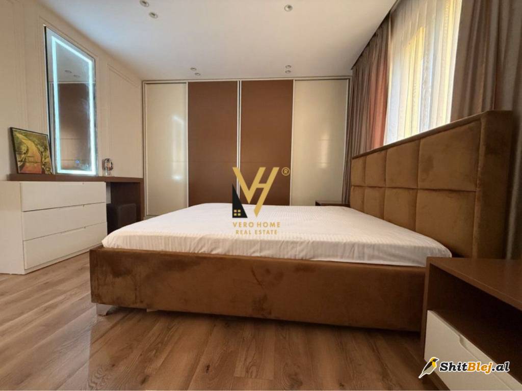  2+1+BLK ME QERA TE CASA ITALIA 800 EURO