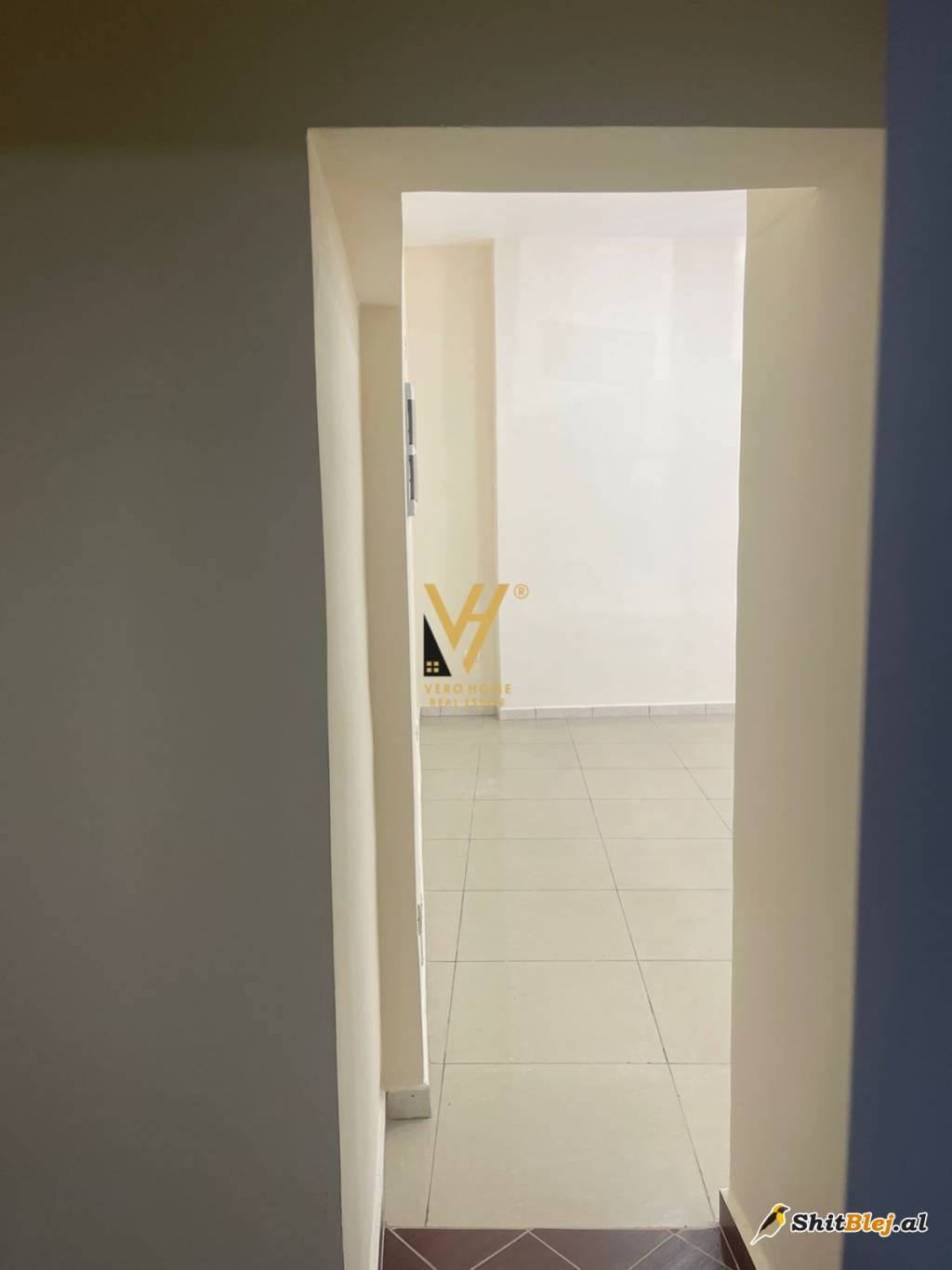 DYQAN TE UNAZA E RE 550 EURO