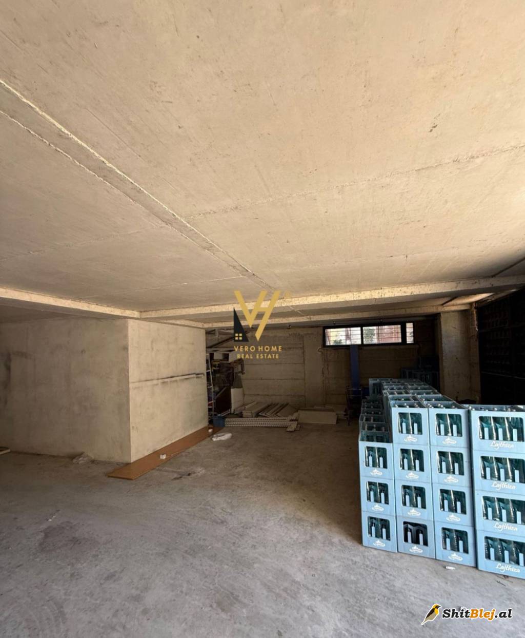 MAGAZINE 200 M2 NE KOMBINAT 50.000 LEKE