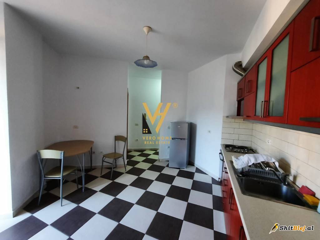 1+1 TEK KOPSHTI ZOOLOGJIK 450 EURO