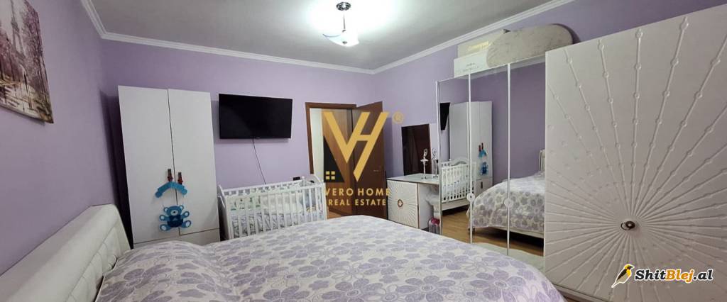 2+1+2 TE KOMUNA E PARISIT 250.000 EURO