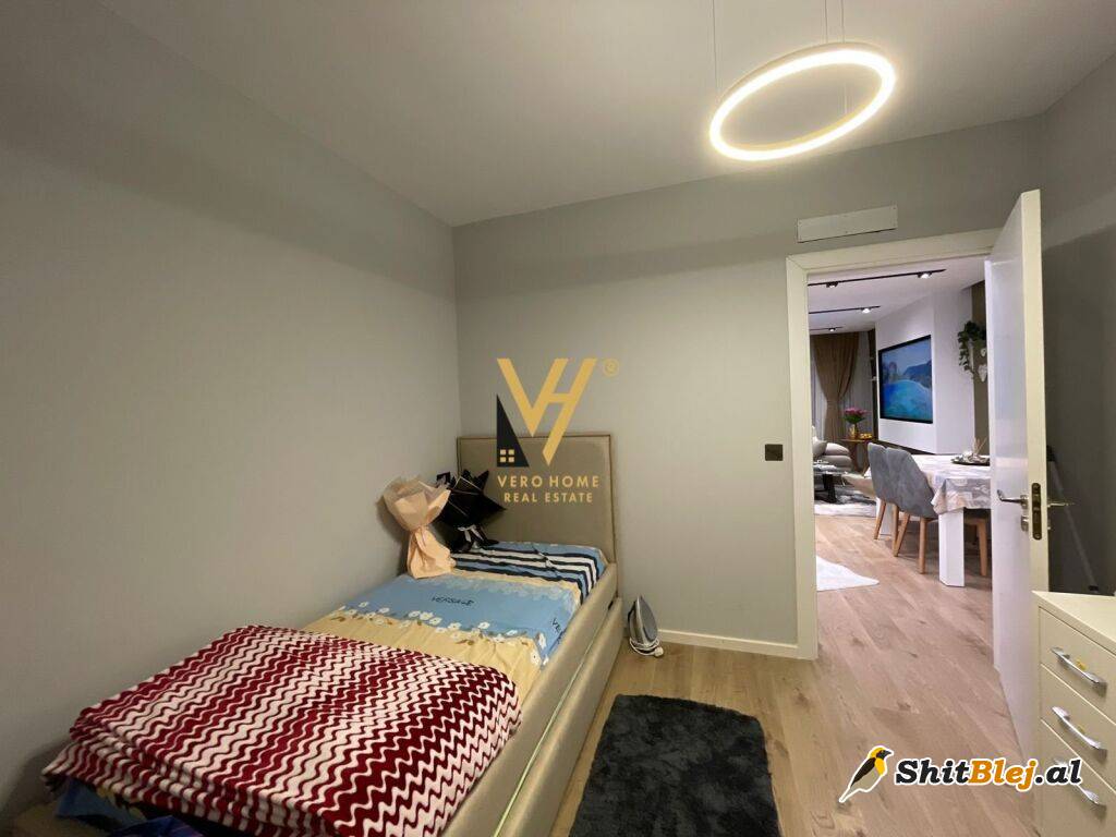 3+1+2 TE KODRA E DIELLIT 2, 1.200 EURO