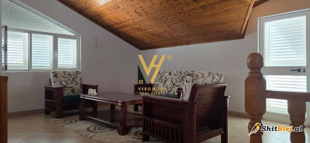 3+1+3 TE VILAT GJERMANE 70.000 LEKE
