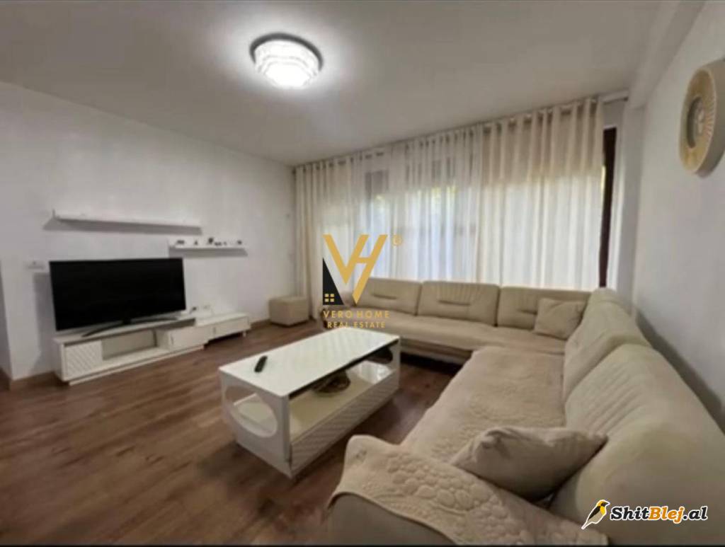  2+1+BLK TE KOPSHTI BOTANIK 800 EURO 