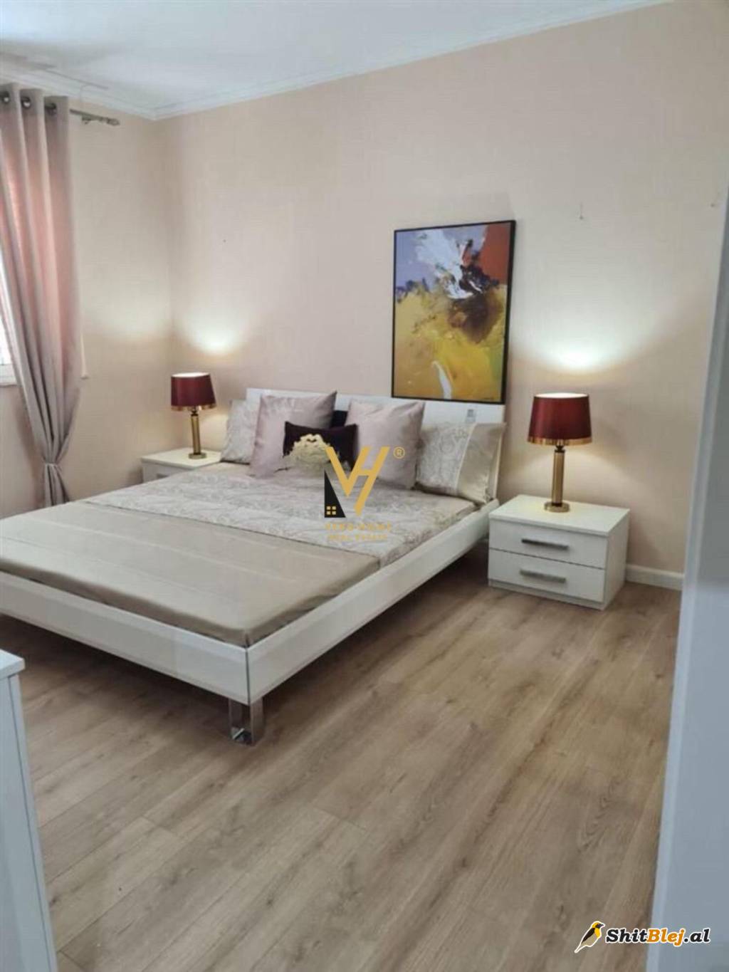  1+1+BLK TE KOMUNA E PARISIT 200.000 EUR