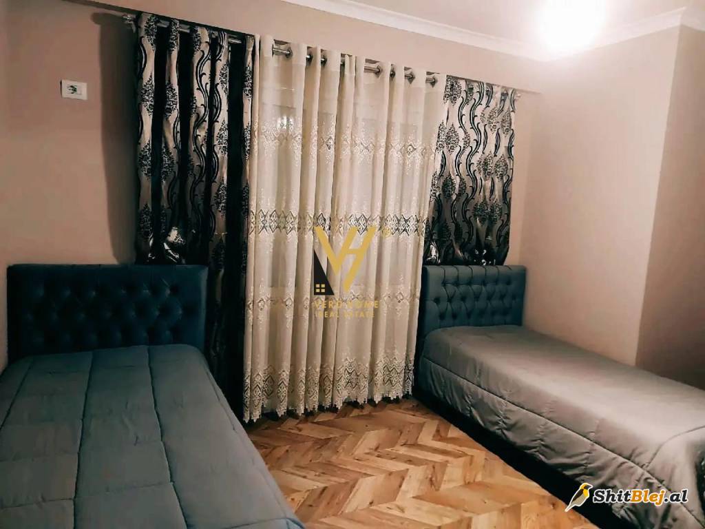 2+1+2 TE KOPSHTI BOTANIK 900 EURO