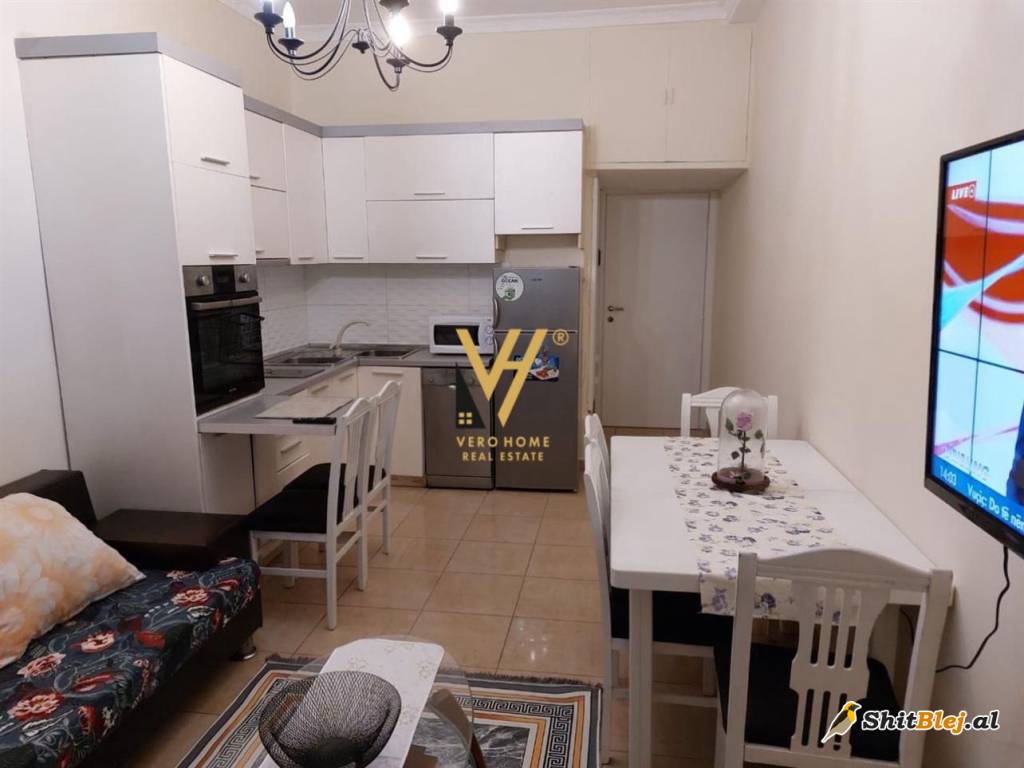 2+1+BLK ME QIRA TE SHALLVARET 690 EURO