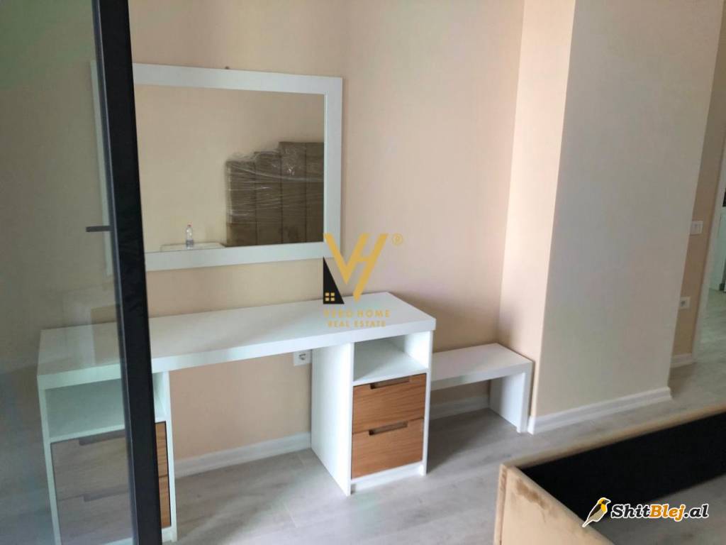 1+1+BLK ME QERA TE SQUARE 21 650 EURO