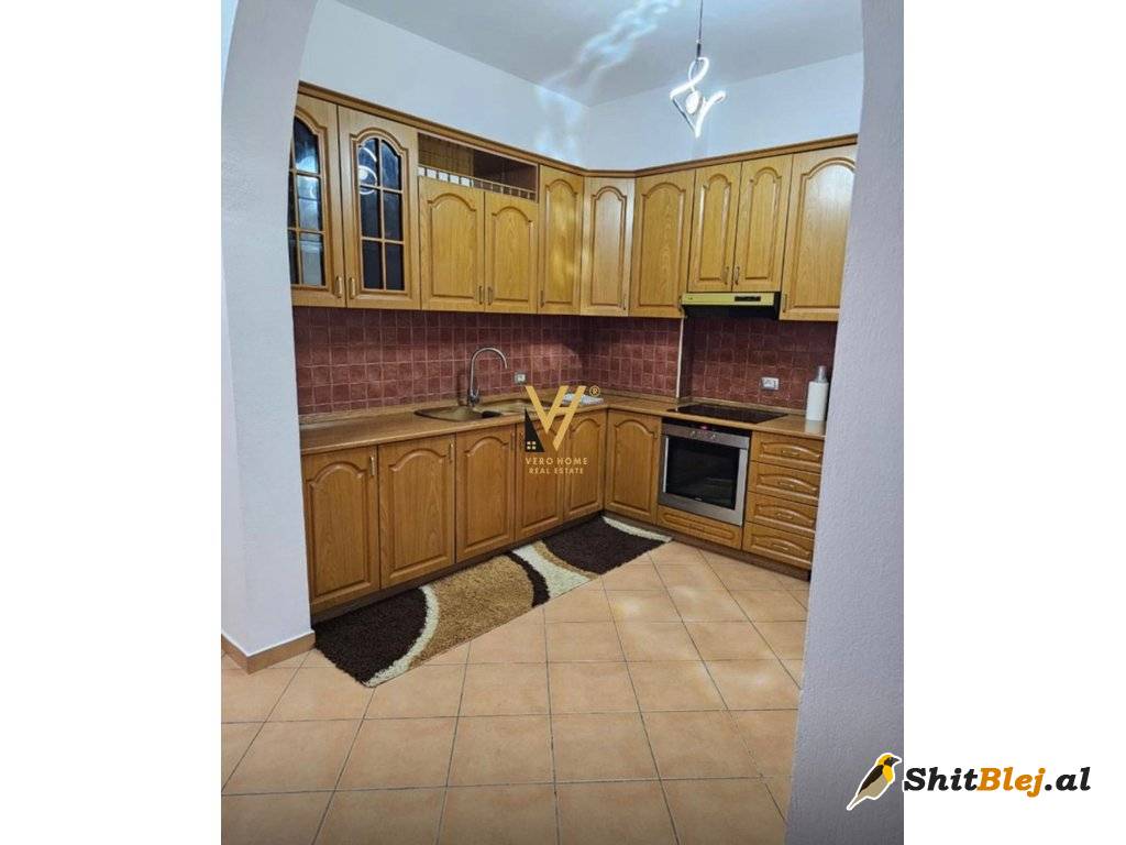 3+1+2BLK NE SELITË 55.000 LEKE