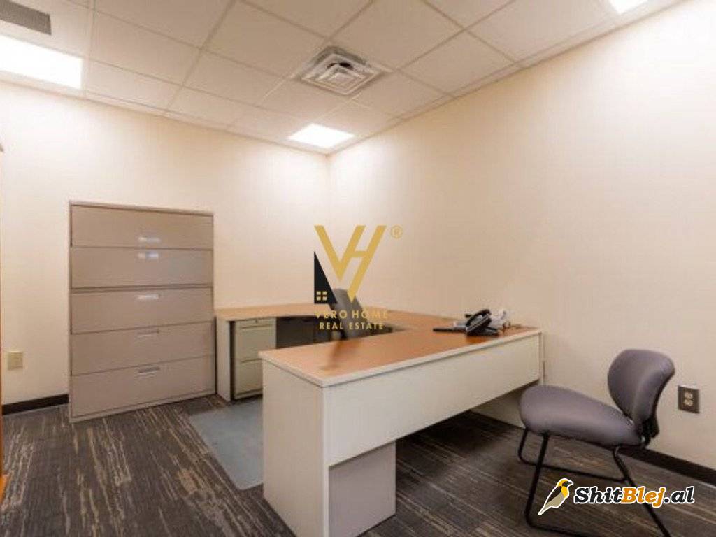 ZYRË 110M2 ME QERA 21 DHJETORI 50.000 LE