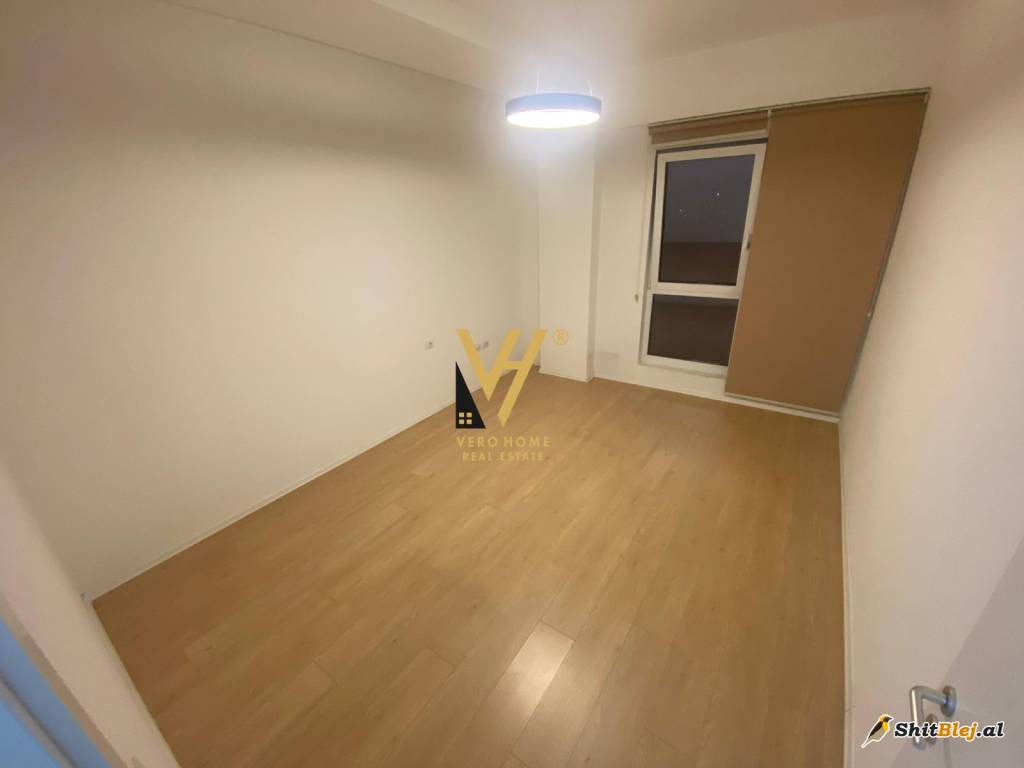 120 M2 ME QERA TE 21 DHJETORI 650 EURO