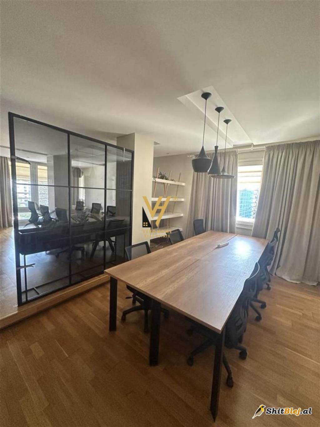 ZYRE 140 M2 ME QIRA NE BLLOK 3.800 EURO