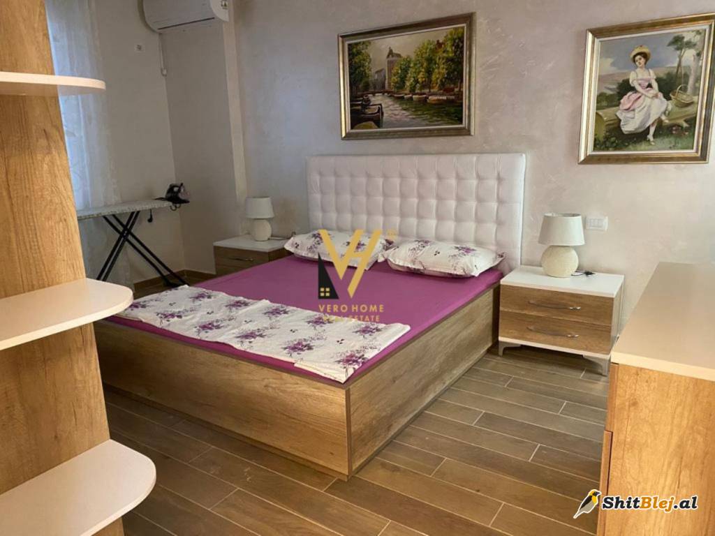  2+1+BLK ME QERA NE YZBERISHT 60.000 LEK