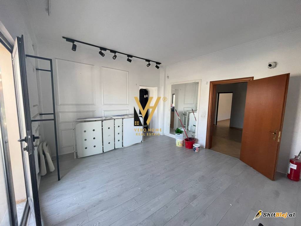 AMBIENT 209 M2 ME QERA NE ASTIR 1.500 EU