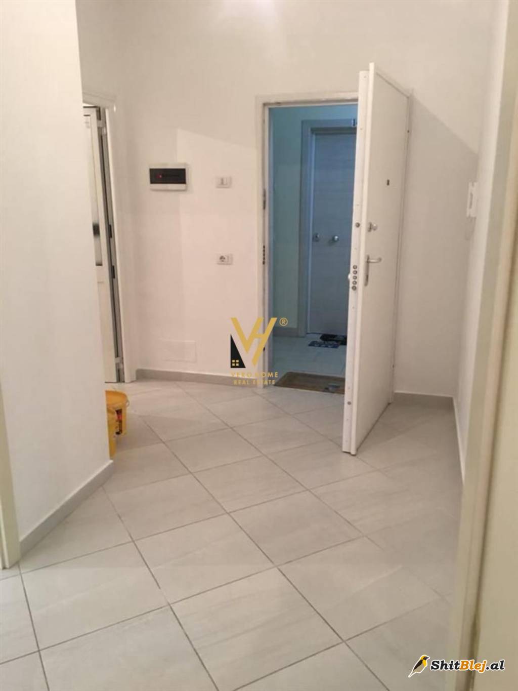 ZYRE 90 M2 ME QERA TE DON BOSKO 700 EURO