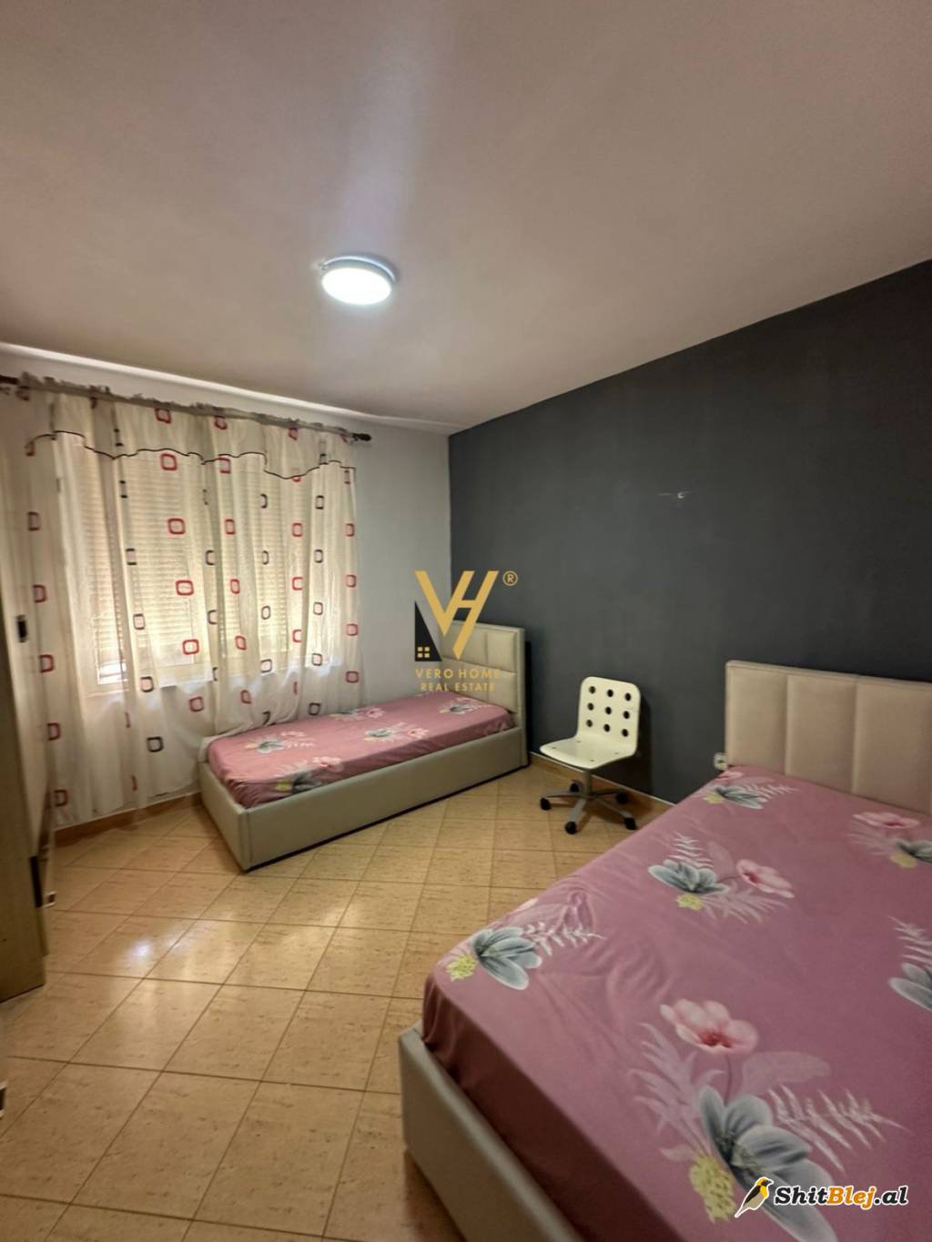 2+1+2 ME QERA TE KOMUNA PARISIT 800 EURO