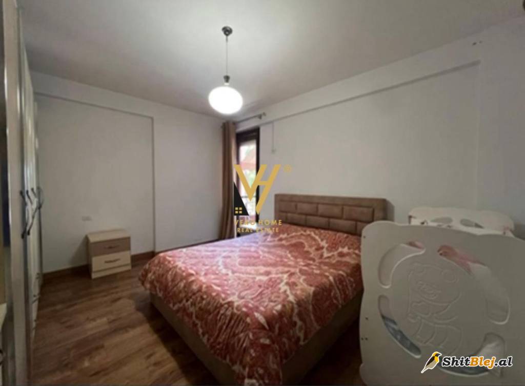  2+1+BLK TE KOPSHTI BOTANIK 800 EURO 