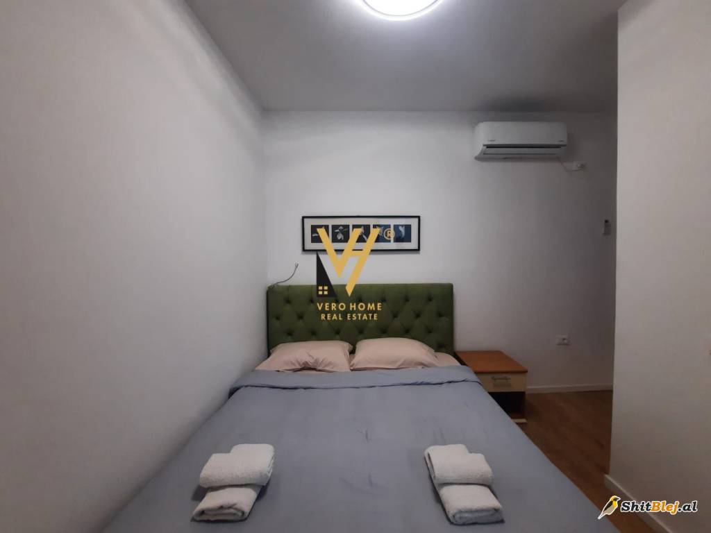 DUPLEX 2+1+2 ME QIRA NE QENDER 800 EURO