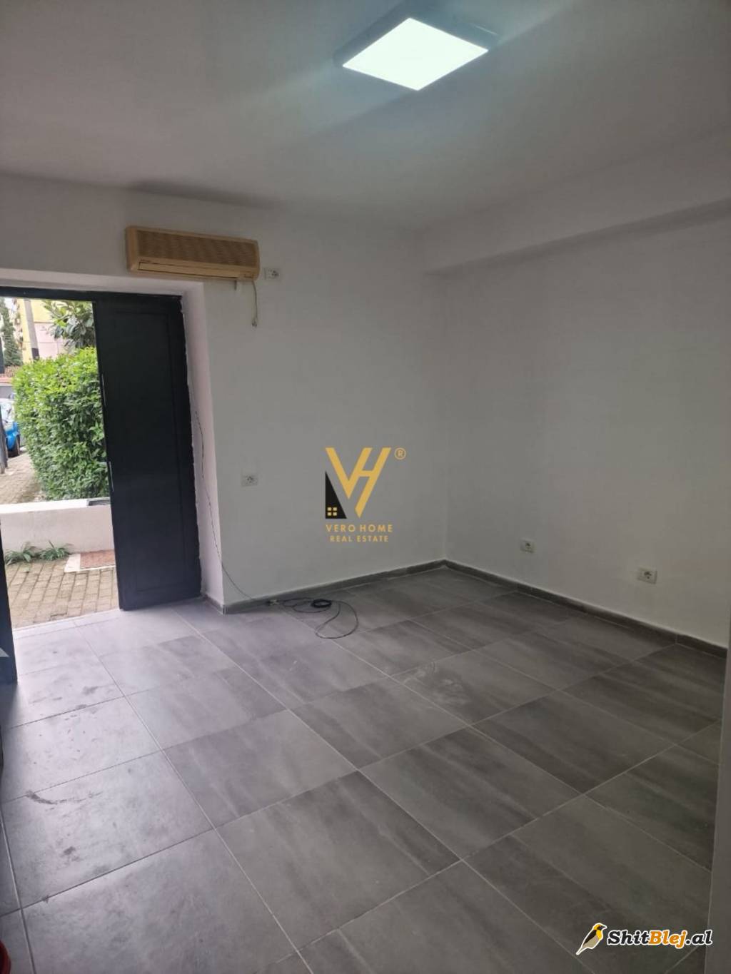 AMBIENT  TE RR.SULEJMAN PASHA 450 EURO