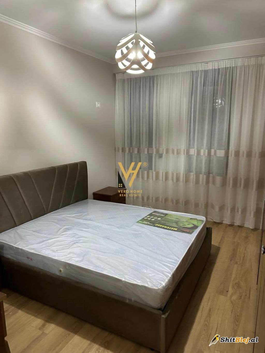  1+1 ME QERA TE 21 DHJETORI 55.000 LEKE
