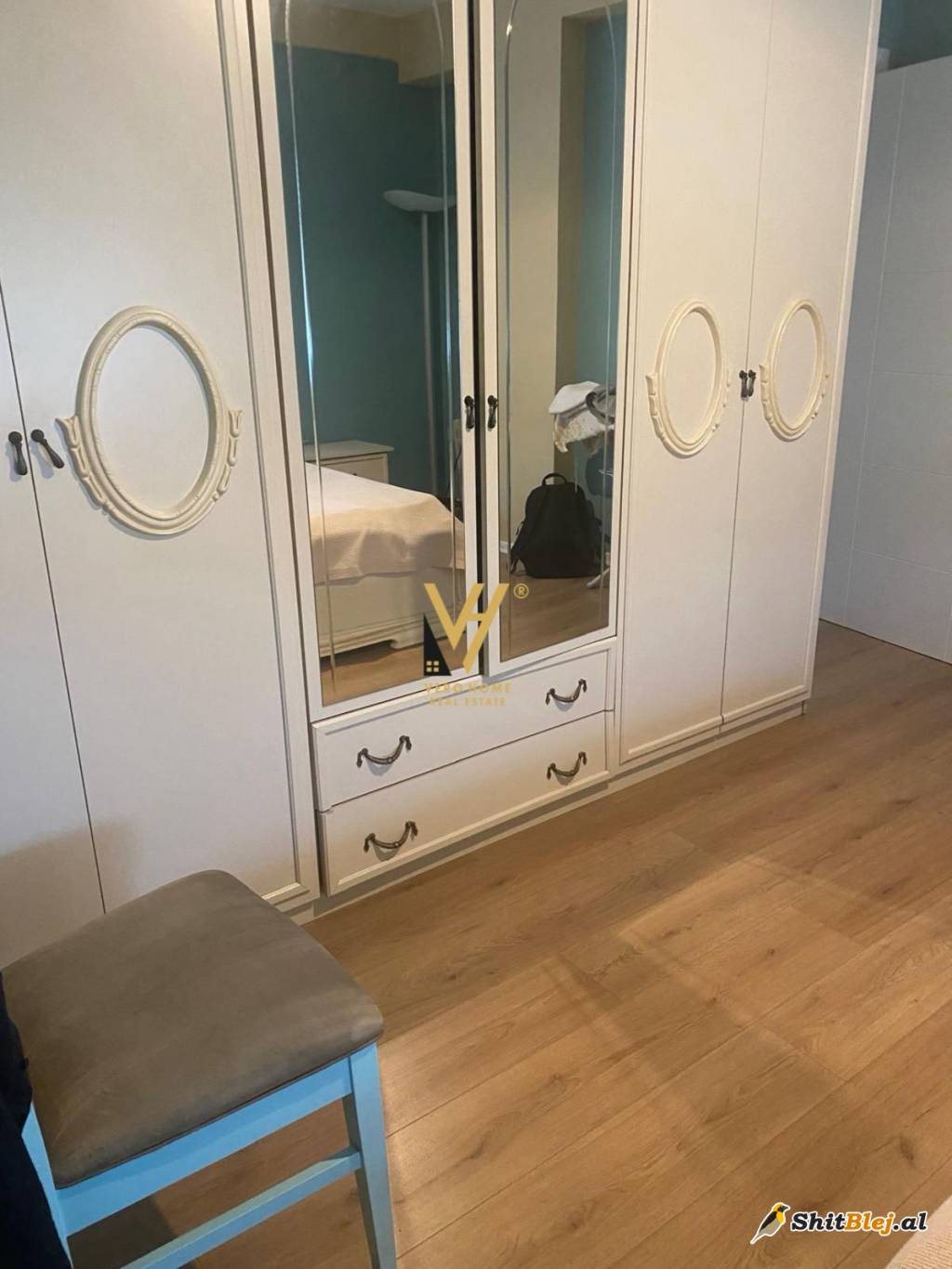  2+1 ME QIRA TE SULEJMAN DELVINA 700 EUR