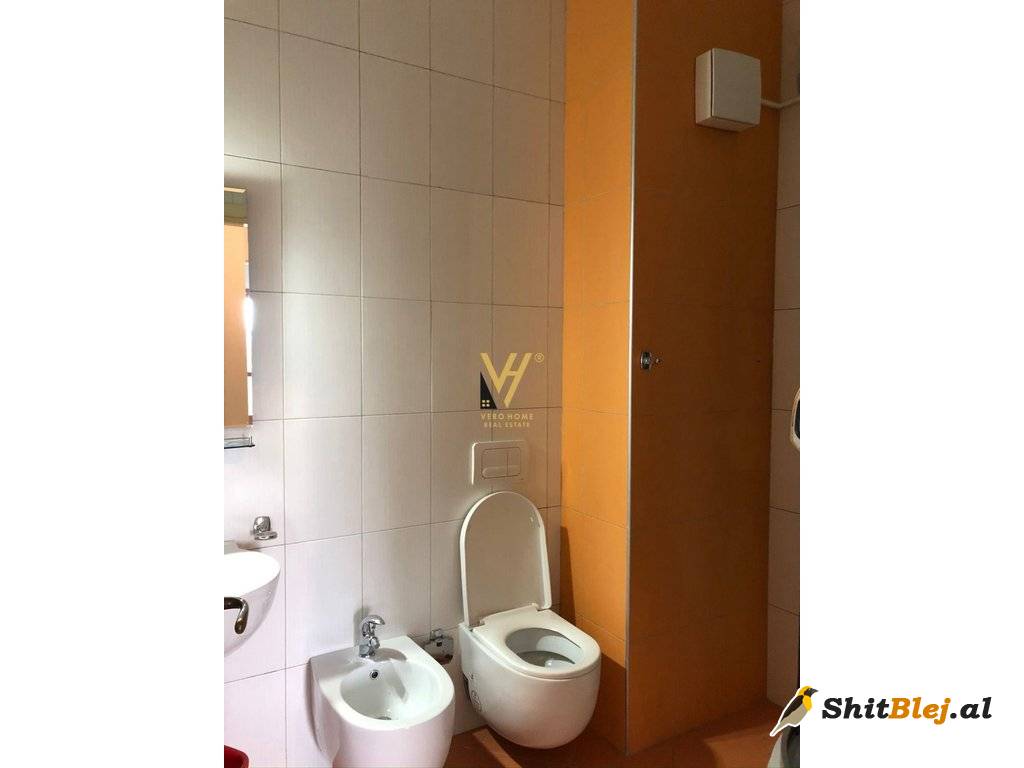  4+1+2 TE KOPSHTI ZOOLOGJIK 550.000 EURO