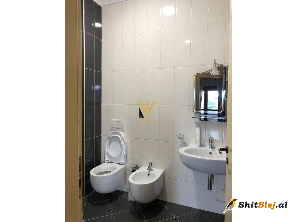  4+1+2 TE KOPSHTI ZOOLOGJIK 550.000 EURO
