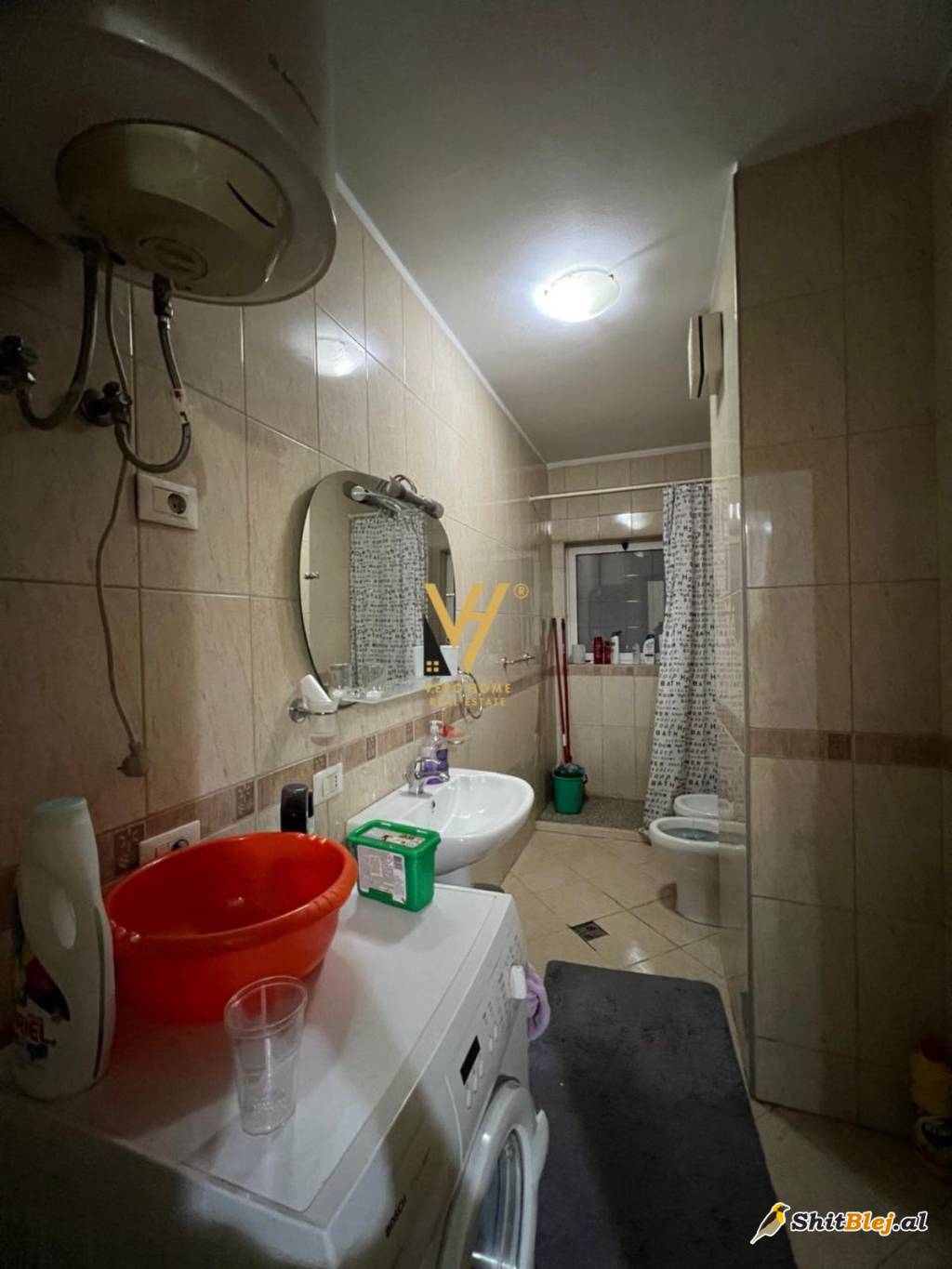  2+1 ME QERA TE KOMUNA E PARISIT 650 EUR