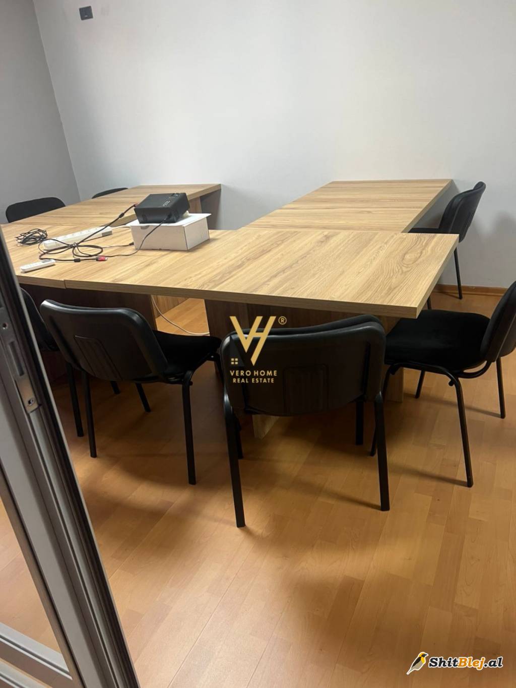 ZYRE 160 M2 TE BLV.ZOGU I PARË 1.200 EUR