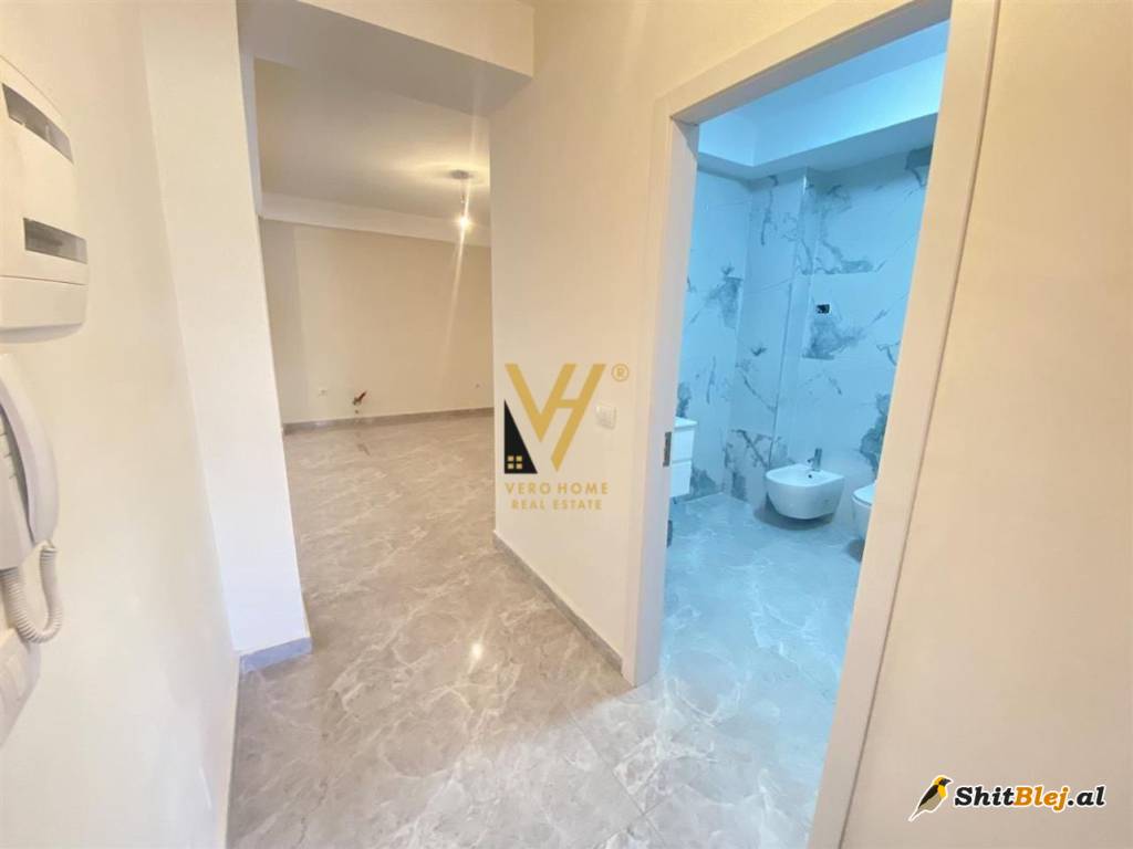  ZYRE 106 M2 TE RESHIT ÇOLLAKU 750 EURO