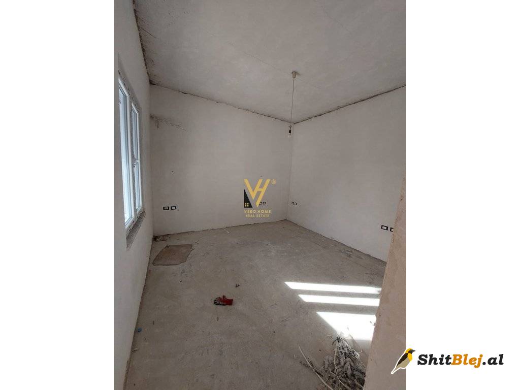  VILE 2 KATESHE ME QERA MOZAIKU 2000 EUR