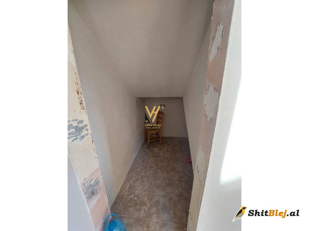  VILE 2 KATESHE ME QERA MOZAIKU 2000 EUR
