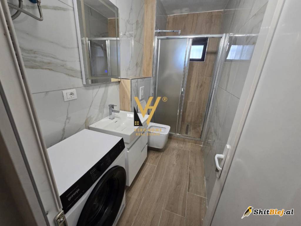 2+1 ME QERA TE KOMUNA E PARISIT 750 EURO