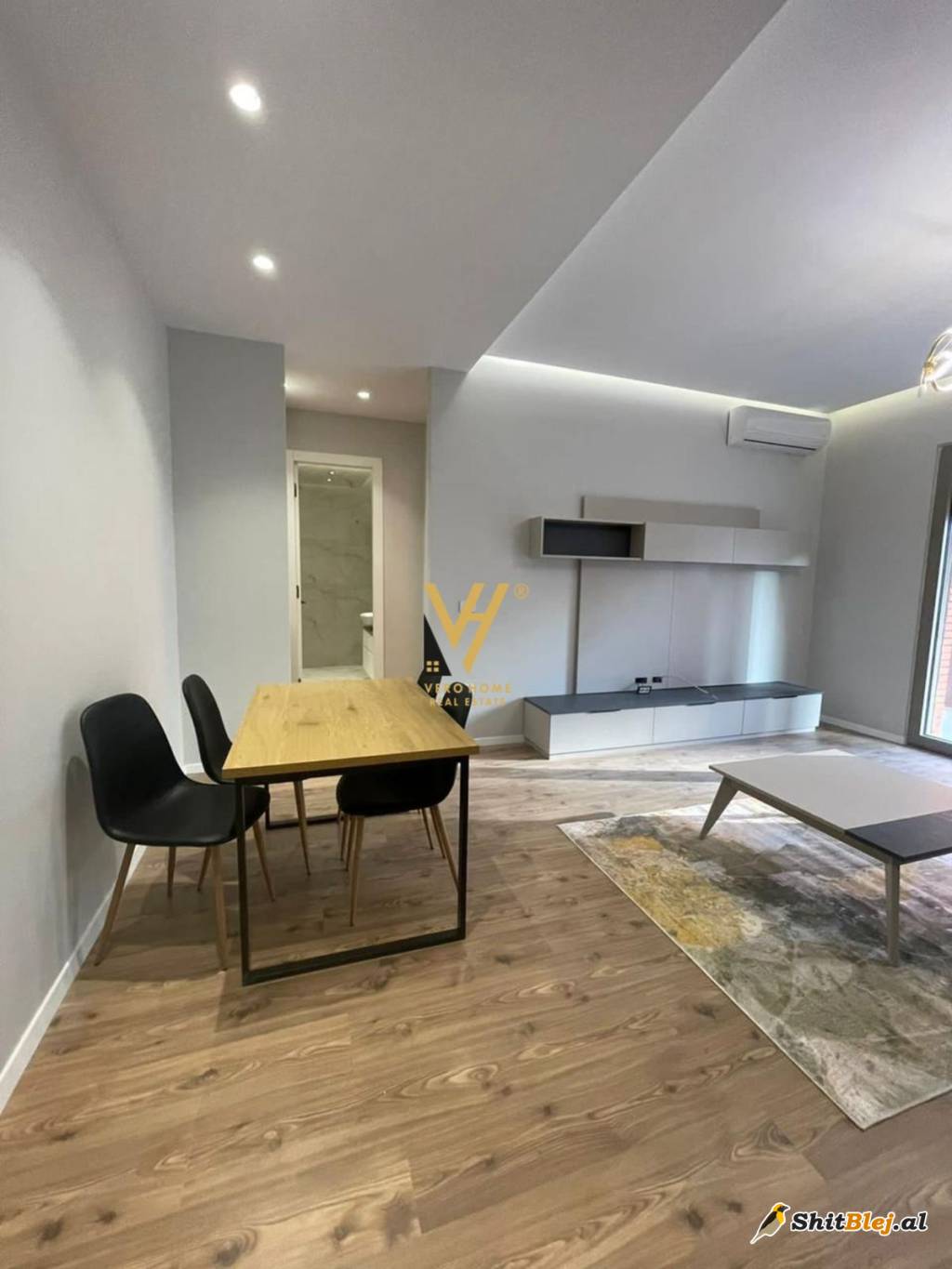 1+1 TE KOMPLEKSI DELIJORGJI 800 EURO