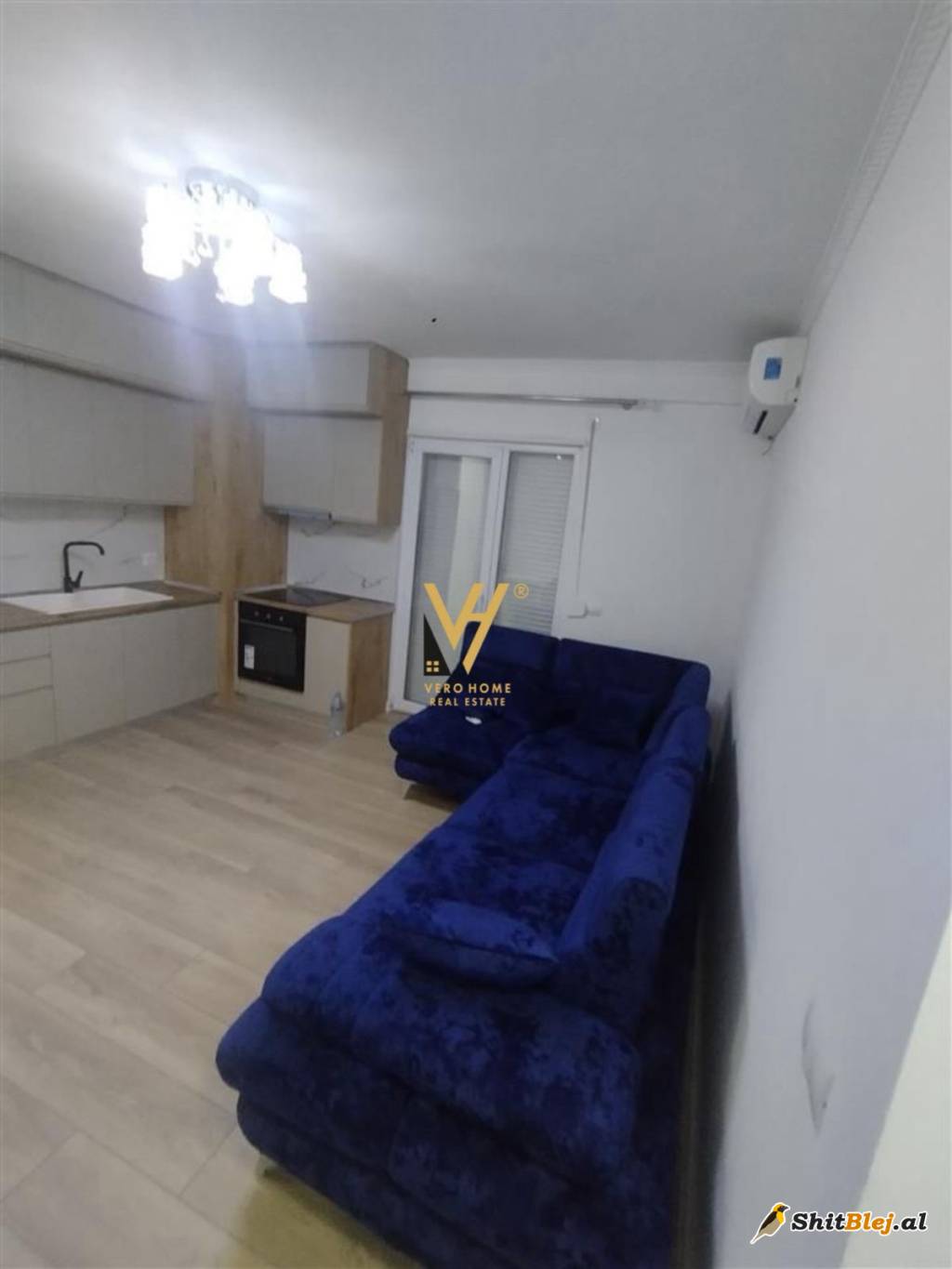 T 1+1+BLK ME QIRA NE SELITE 450 EURO