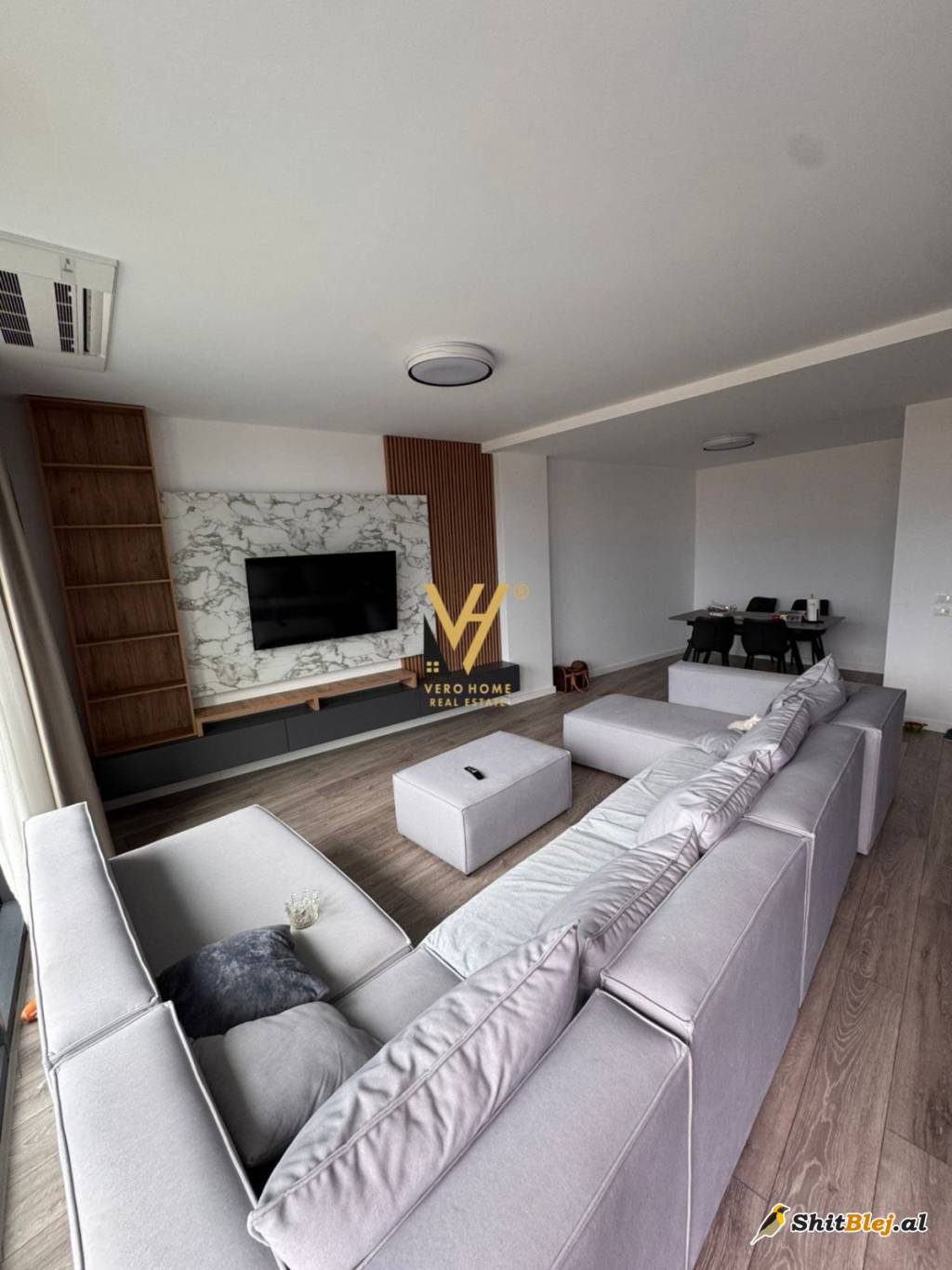 2+1+2 ME QERA TE LAKE VIEW 160.000 LEKE