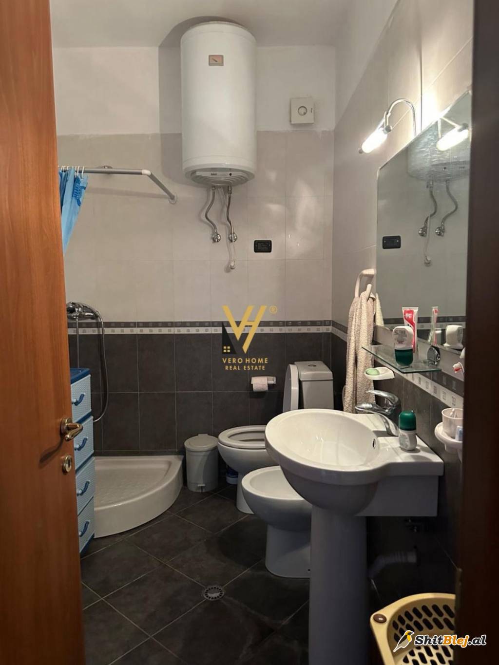 1+1+BLK TE DAJTI EKSPRES 160.000 EURO
