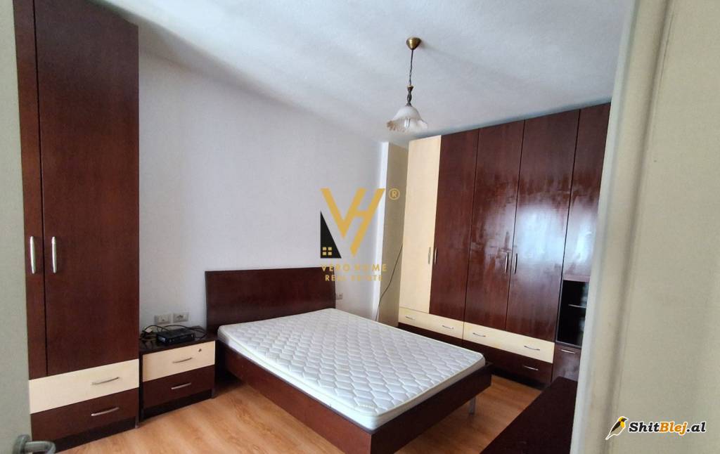 1+1+BLK ME QERA NE QENDER 600 EURO