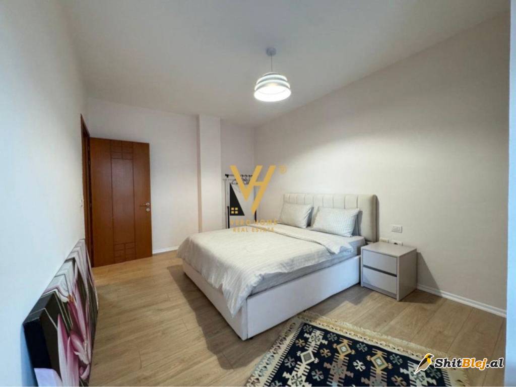 1+1 ME QERA TE RRUGA E KAVAJES 750 EURO