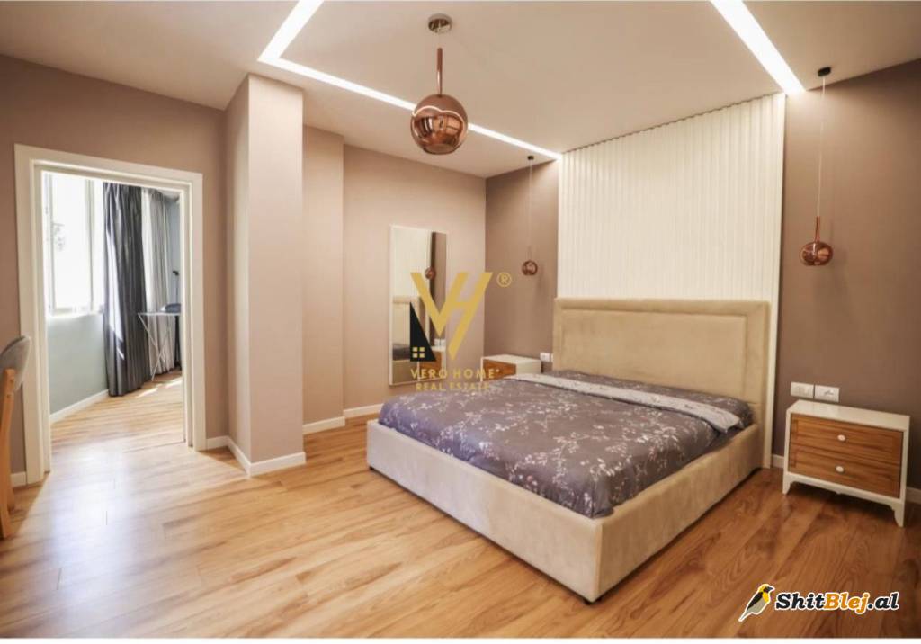  2+1 ME QERA TE LIQENI I THATE 650 EURO