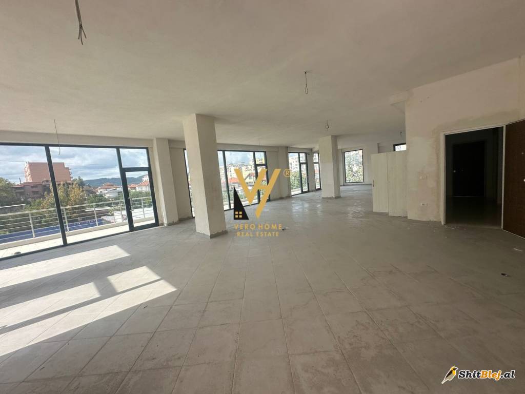 AMBIENT 600 M2 NE KOMBINAT 7.200 EURO