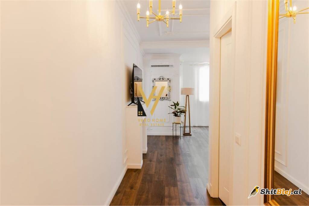 1+1+BLK ME QERA TE VILA L, ASTIR 550 EUR