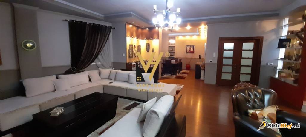 4+1+3 NE KORCE 250.000 EURO
