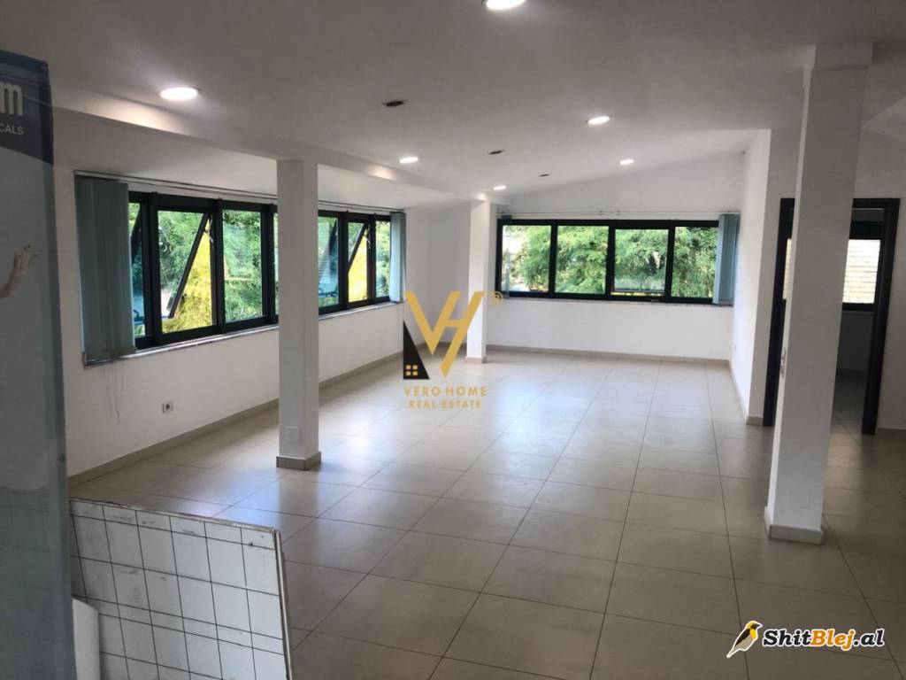 AMBIENT 230 M2 ME QIRA NE BRRYL 1.500 EU