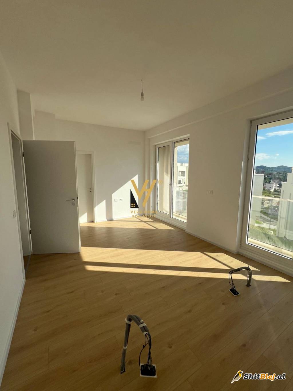 VILE TE ABA RESIDENCE , SAUK 1.200 EURO