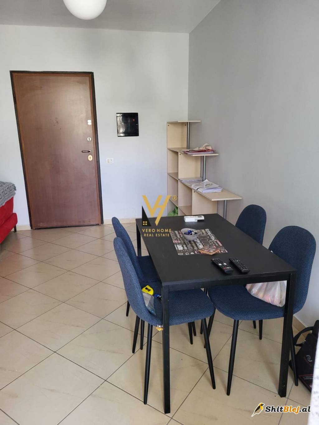 2+1+2 ME QERA TE KOPSHTI BOTANIK 650 EUR