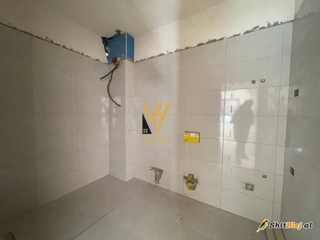 2+1+2 TE RRUGA E ELBASANIT 165.000 EURO